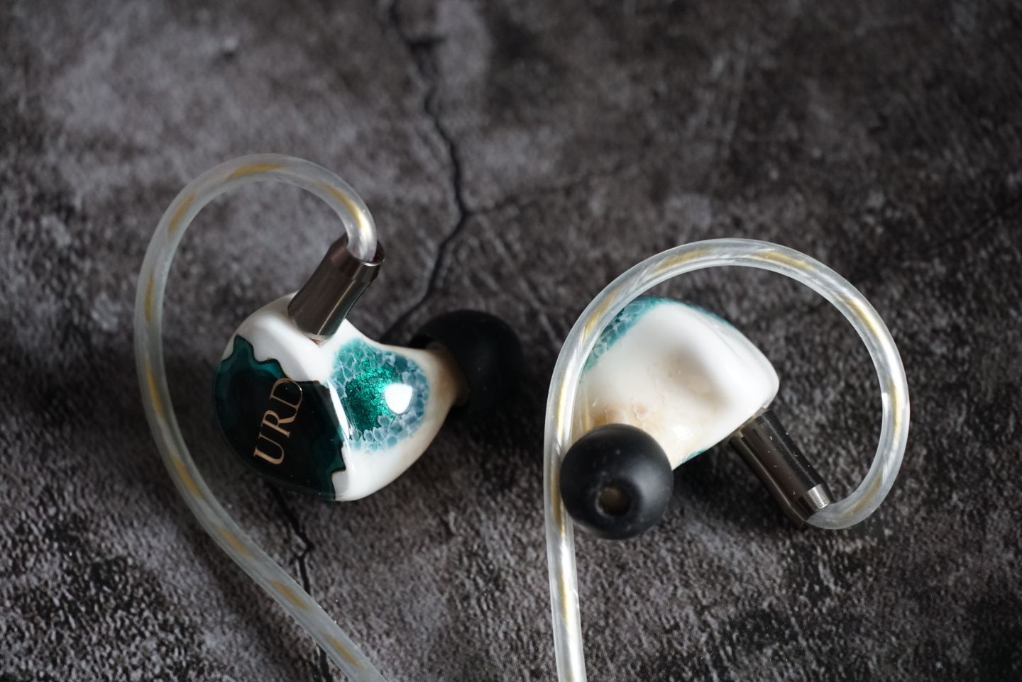 这一次,国产3999元静电混合动力耳机,给洋品牌旗舰以巨大威胁