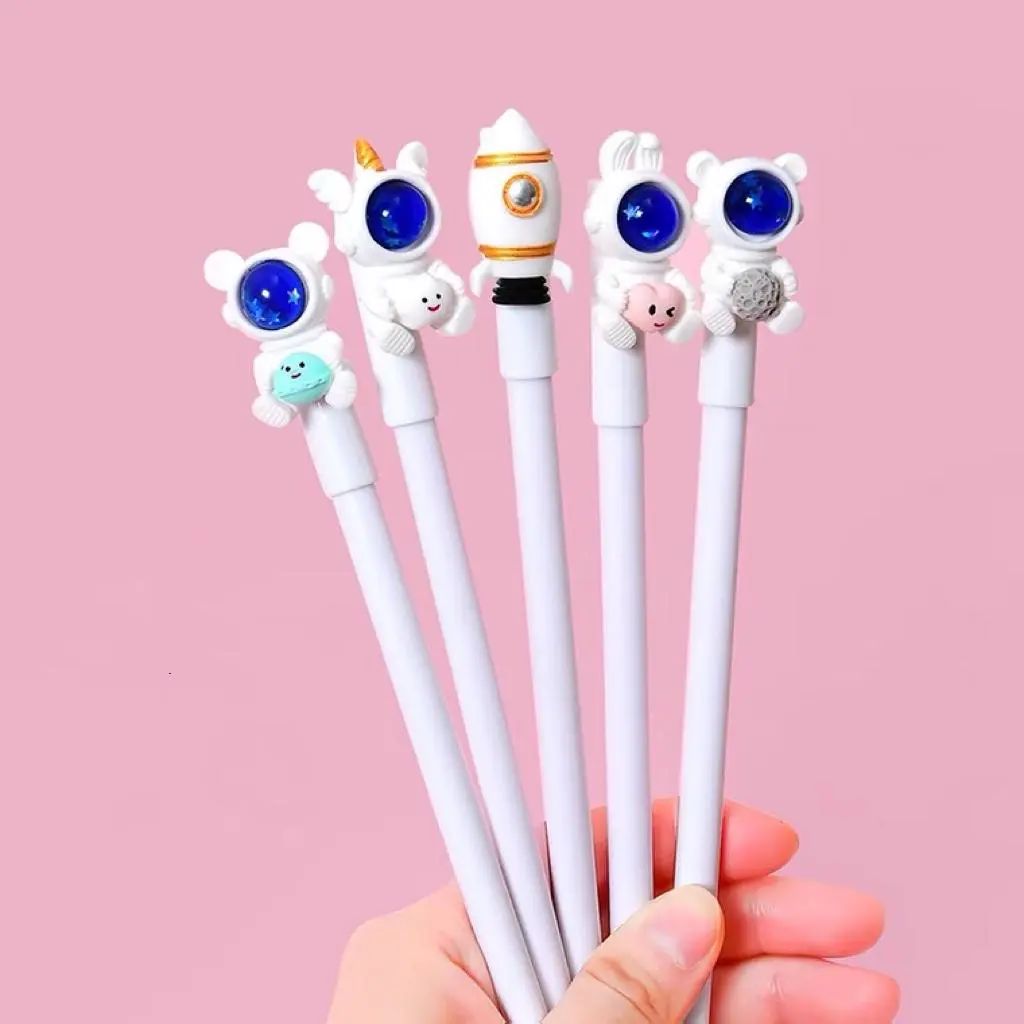 温州小伙卖12年文具，从摆地摊到五金冠，“爆款像阵风”