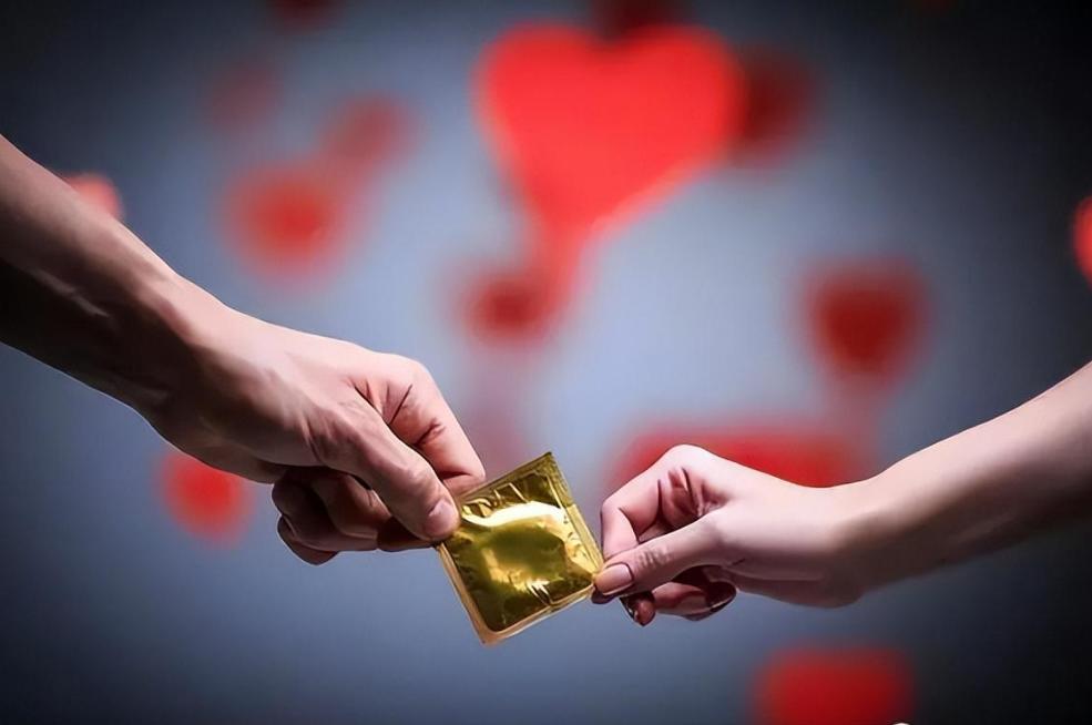 安全套的油对身体有害吗,安全套的油要不要擦干净