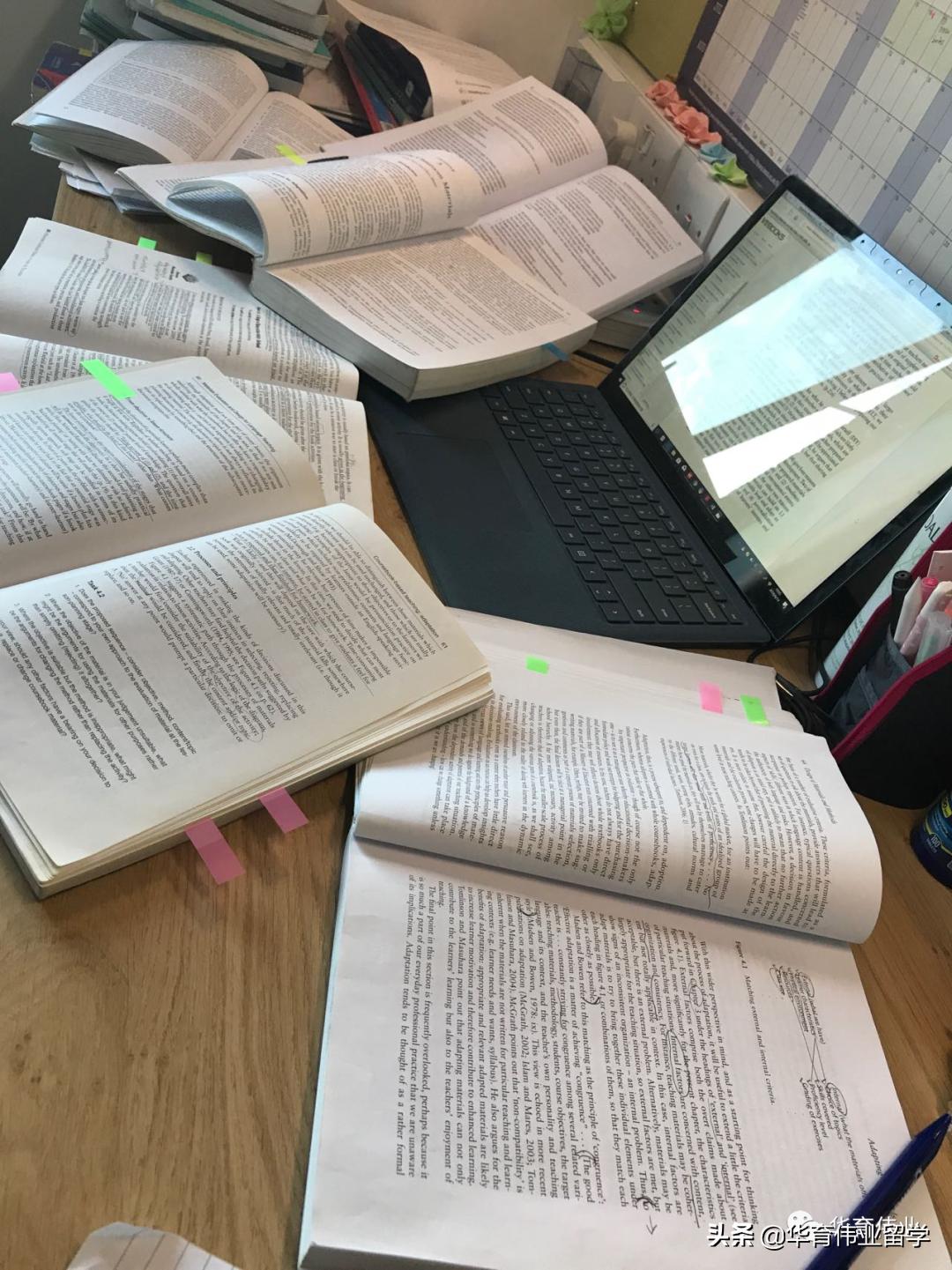 在利兹读研时打卡张国荣读的纺织学院，《指环王》作者是学校老师