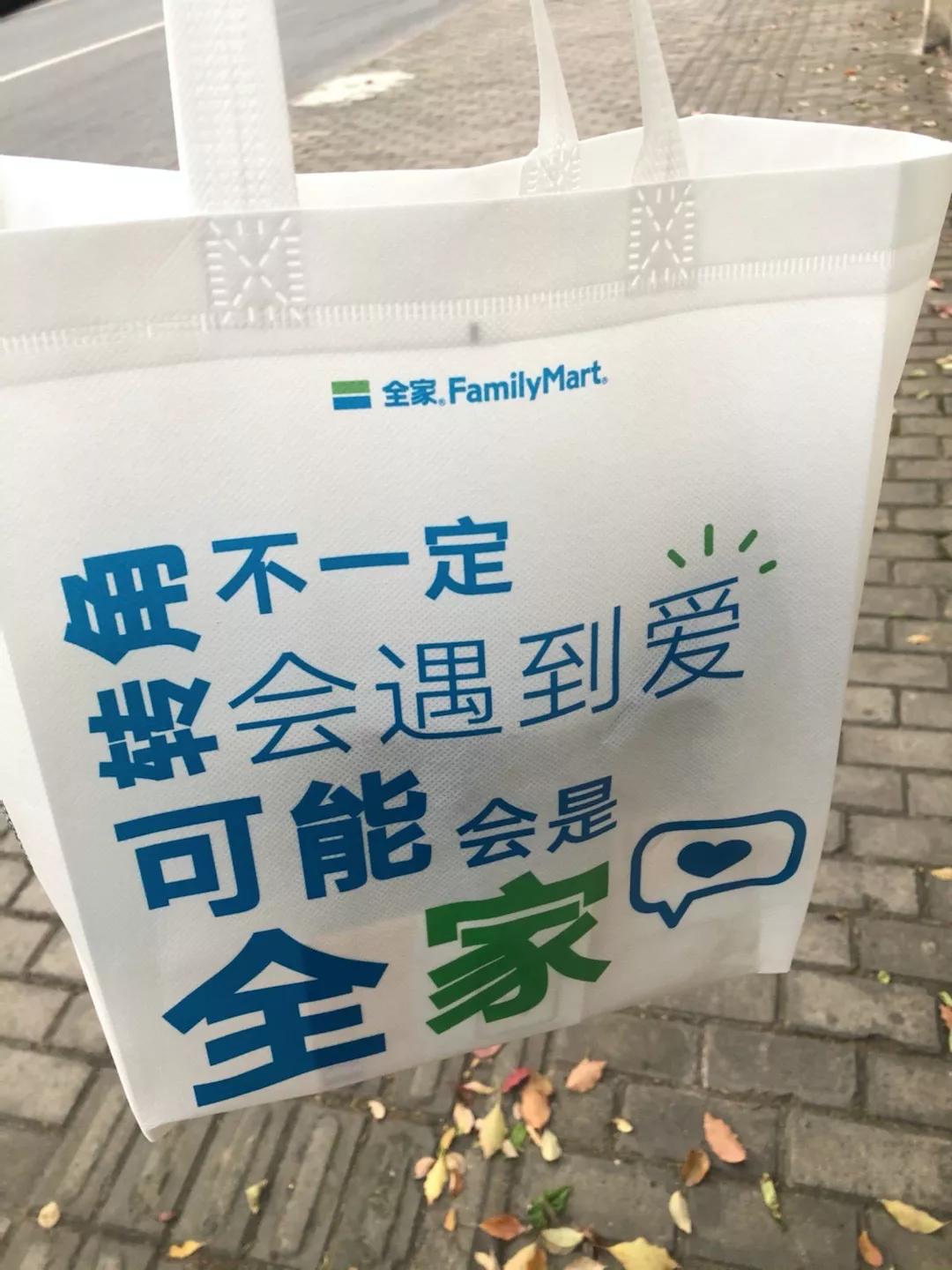 有趣的晒包文案,有趣的报纸文案