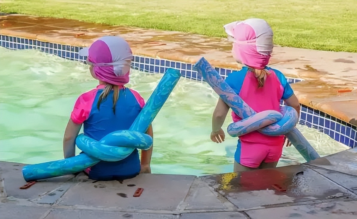 两个孩子阳性！140名学生集体发烧！泳池的脏，一篇说不完…