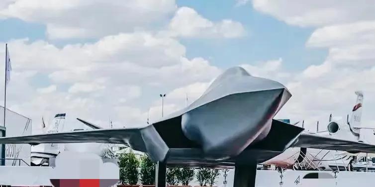 六代机真的要来了吗,六代机首飞是真的吗