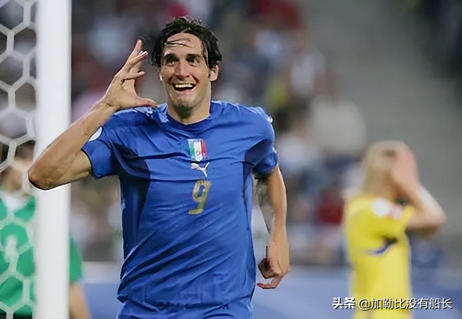 连续无缘世界杯的残酷事实是否让人更怀念02与06年的蓝衣军团？