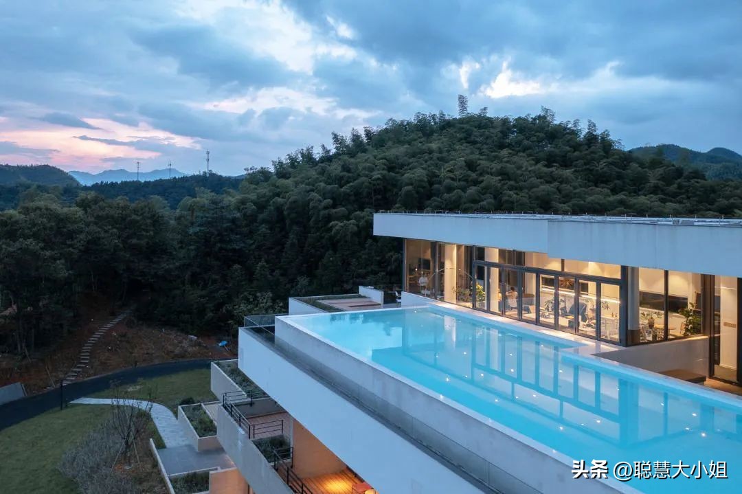 去安吉住哪个酒店离各景区比较近,去安吉哪种酒店最好玩