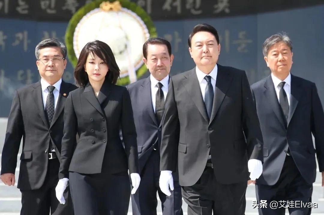 韩国第一夫人穿夏裙,韩国第一夫人裙装