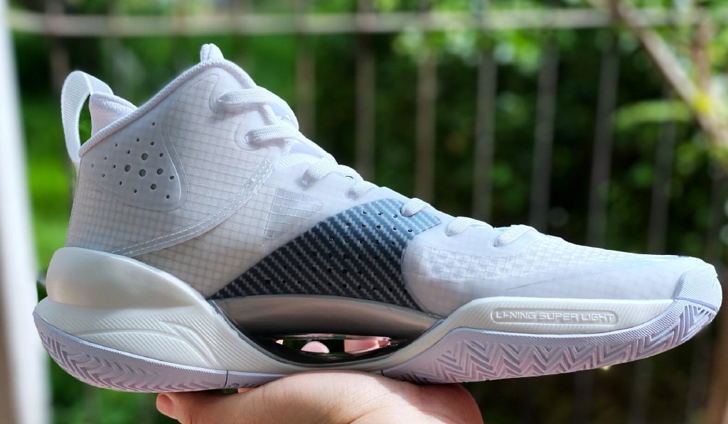 李宁gforce9000extrastrong,李宁超轻篮球鞋哪代最好