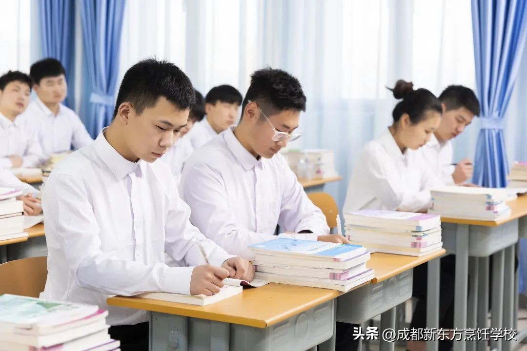 初中生怎么选职业教育学校,初中毕业怎么报考职业教育