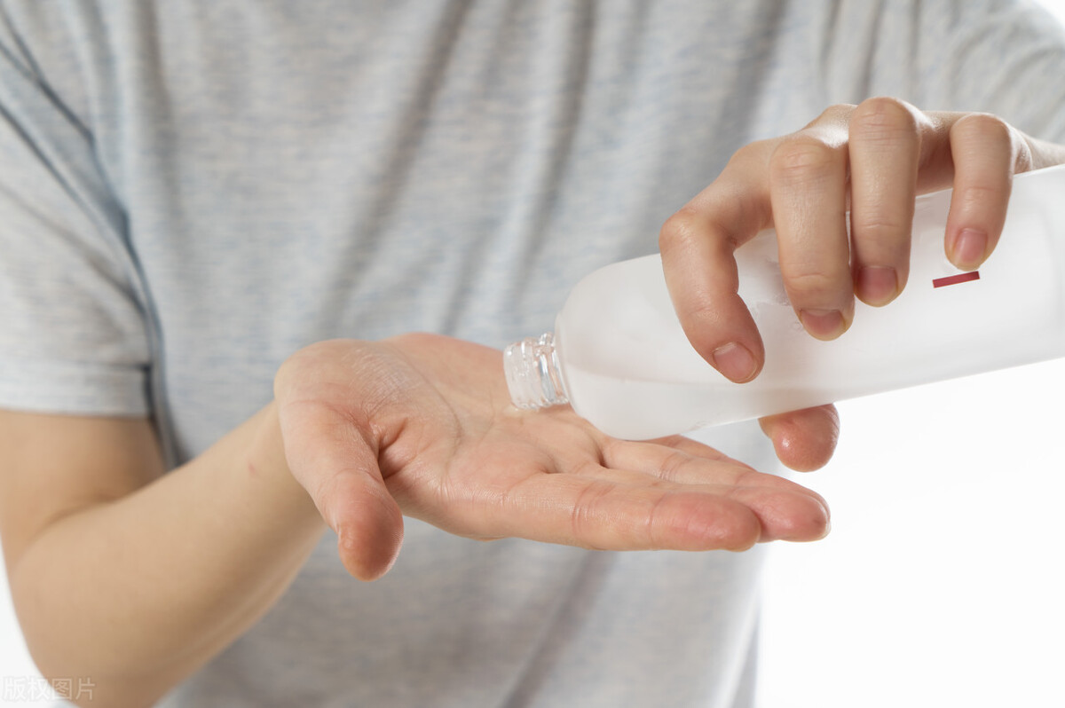 每天护肤到底该用什么护肤品,正确的护肤步骤护肤品的使用顺序