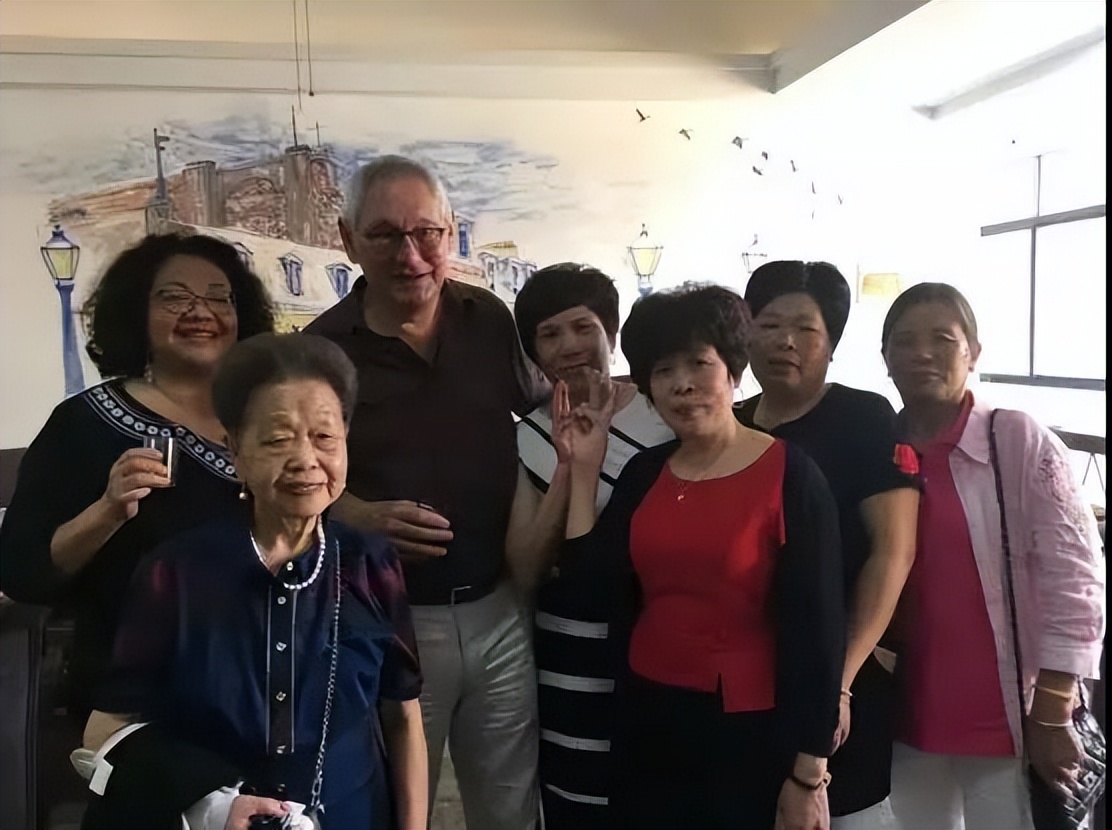 时隔16年的跨国寻亲,跨国寻亲36年他们终于在湖北团聚