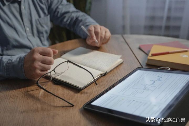 原创||涉旅企业债务人在欠条中的署名与真实姓名不一致怎么办？