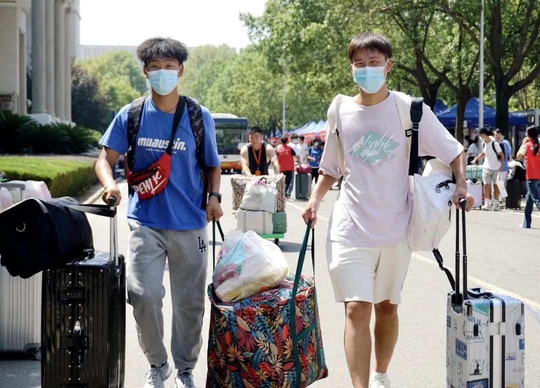 武汉商贸学院2022年新生开学时间,武汉商贸职业学院入学流程