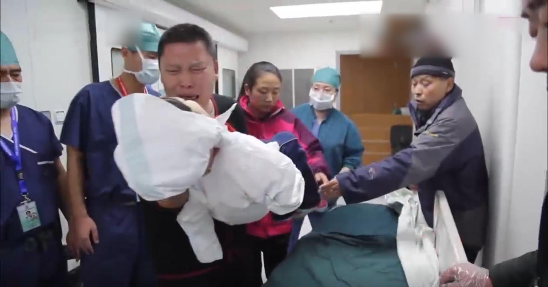 五岁女孩脑瘤死亡捐器官,11岁脑瘤女孩遗体捐献