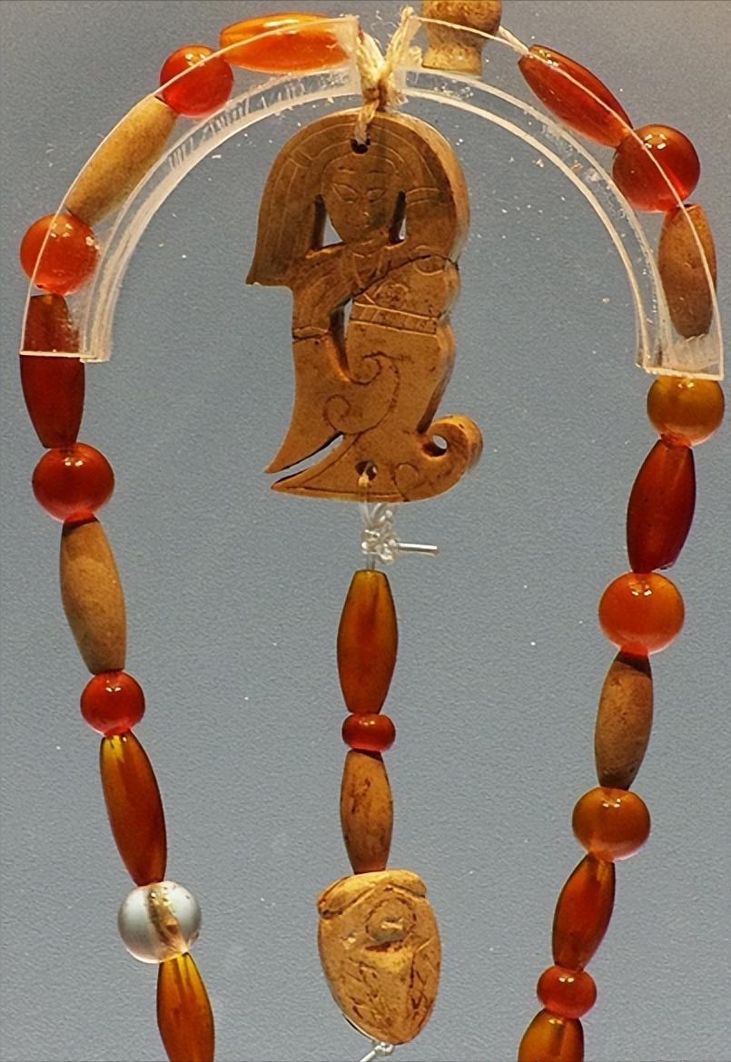 无瑕胜玉美至洁过冰清的意思,无瑕胜玉美