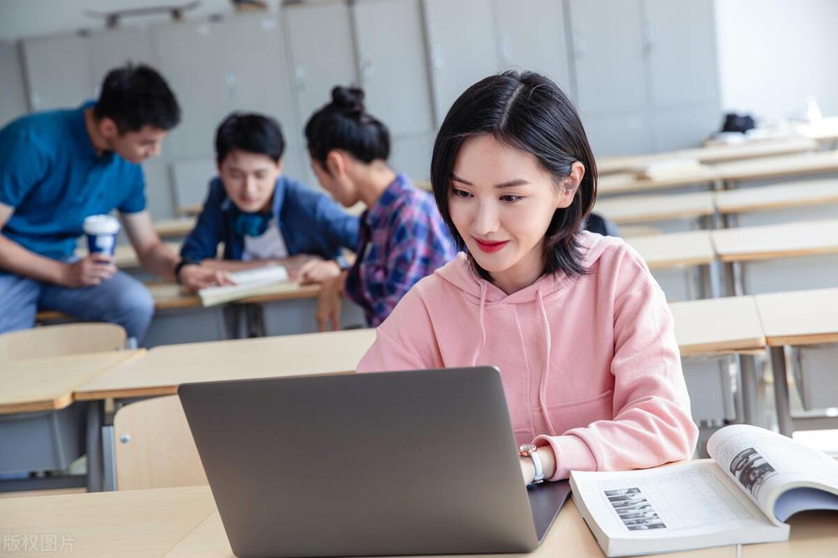 计算机软件工程专业能直招士官吗,计算机科学与技术跟软件工程区别