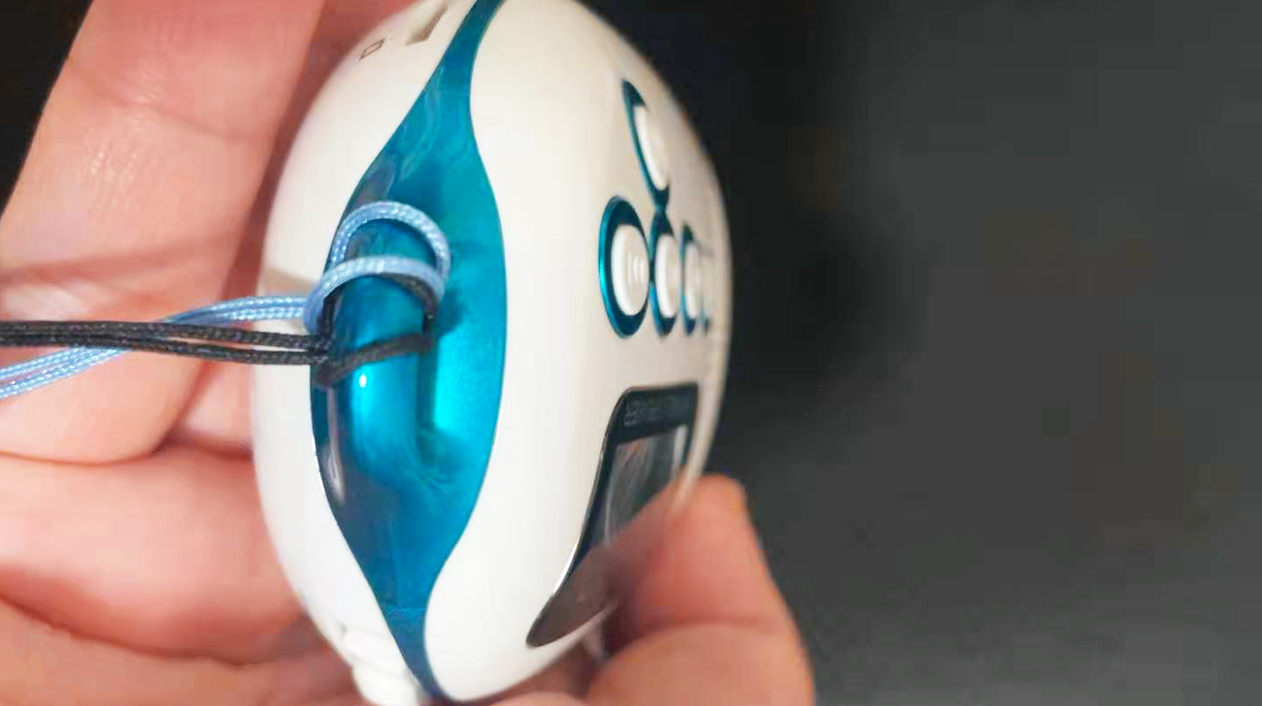 外形像鼠标的小音箱,外形酷似鼠标