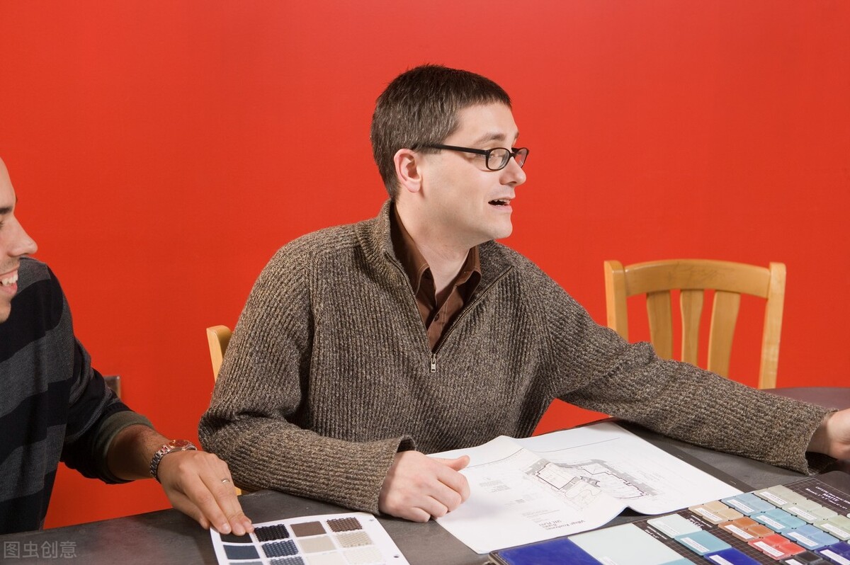 应对领导发火小技巧,对付领导突然发脾气的办法