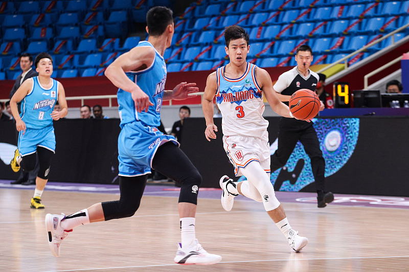 篮坛情侣,篮坛新秀