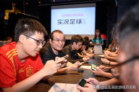 实况足球vsfifa24,科乐美最后一代实况足球