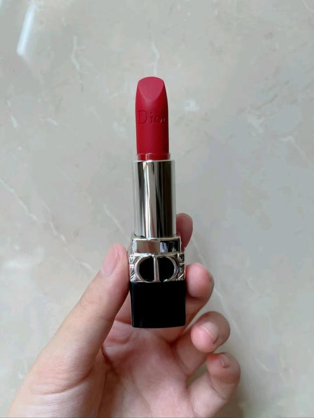 什么品牌的口红平价又好看又持久,黄黑皮好用的大牌口红有哪些