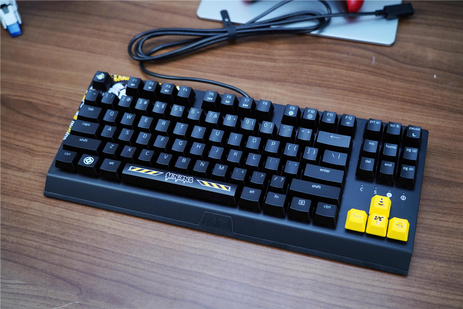 雷蛇黑寡妇小黄人联名,雷蛇小黄人什么时候发布的