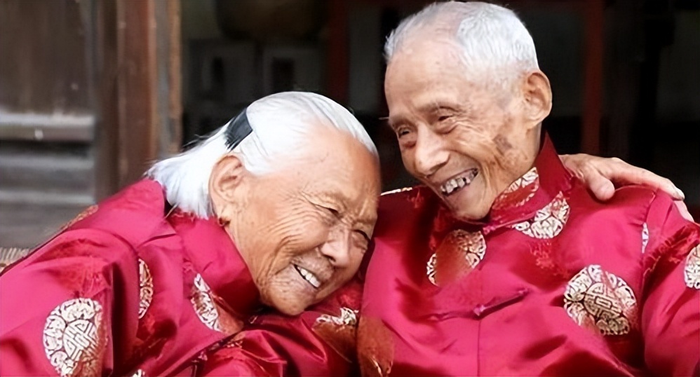 独居老人所面临的困境,80岁独居老人最好的解决方法