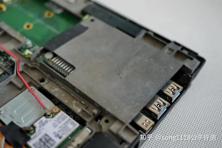 经典笔电复刻机51nbT70评测：依然可以ThinkPad！