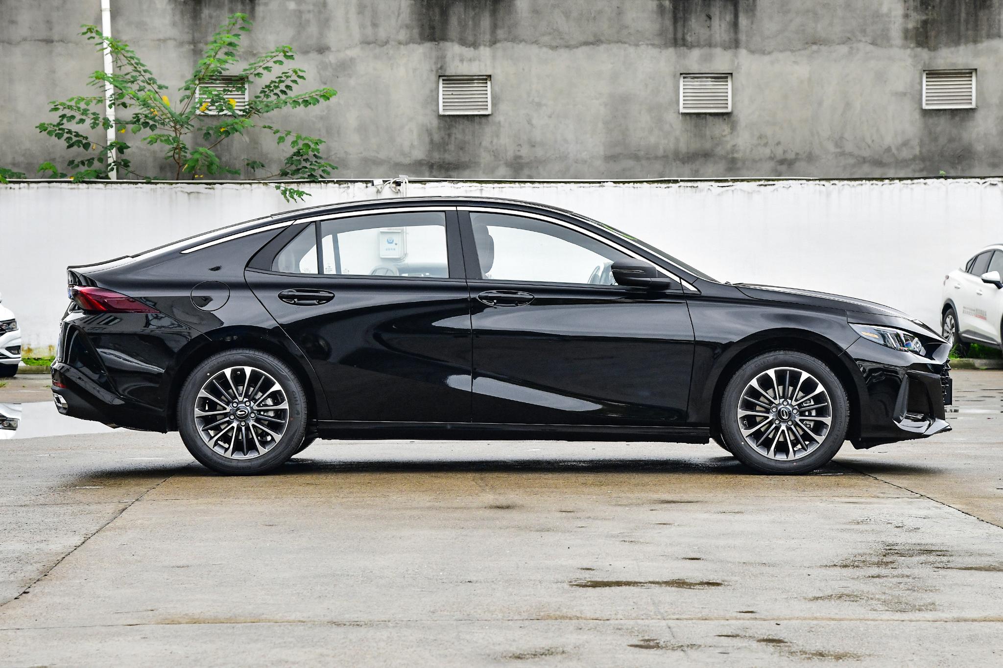 宽敞省油还运动10-15万家轿大推荐,居家代步就选它大气稳重德系品质