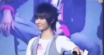 炎亚纶虐心片段,炎亚纶曝恋爱细节