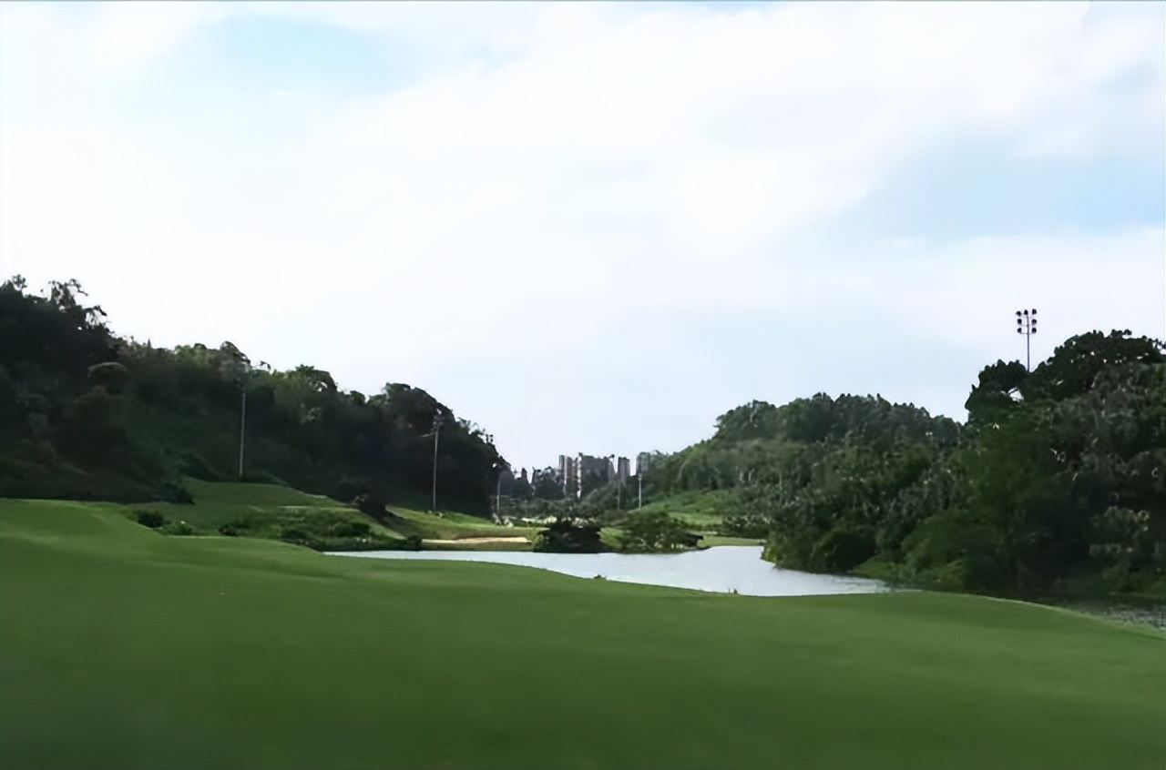 全世界最长的18洞高尔夫球场,24洞高尔夫球场