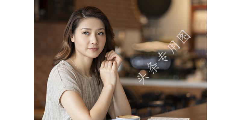 离婚夫妻财产要平分吗,离婚女方挣的钱还分给男方吗