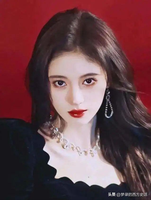 瘦成排骨、整容上瘾、强行装嫩，女明星的畸形审美何时休？