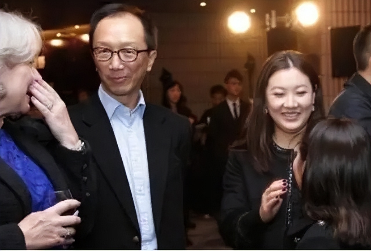 香港财神爷梁锦松与伏明霞的爱情故事