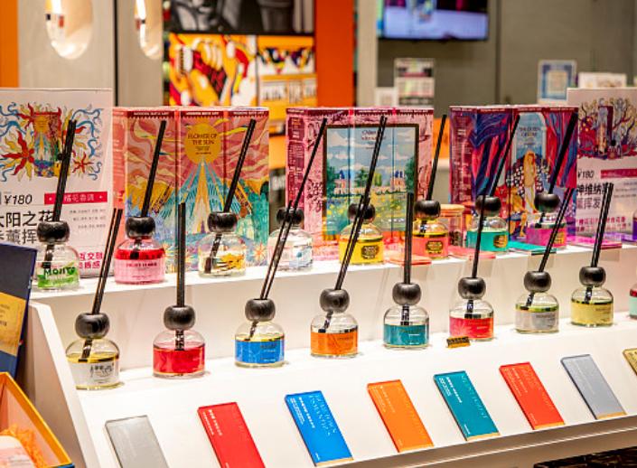 一线丨我在杭州核心商圈，看到空铺连成片