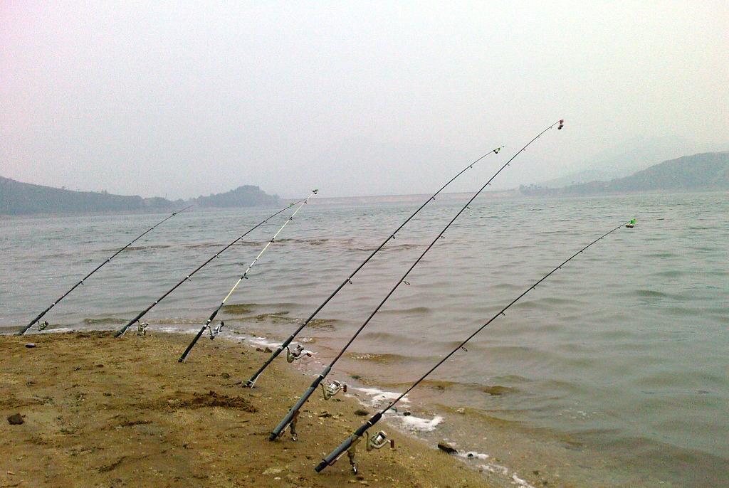 钓鱼被抓到没收渔具合法吗,违规钓鱼渔具没收可以拿来吗