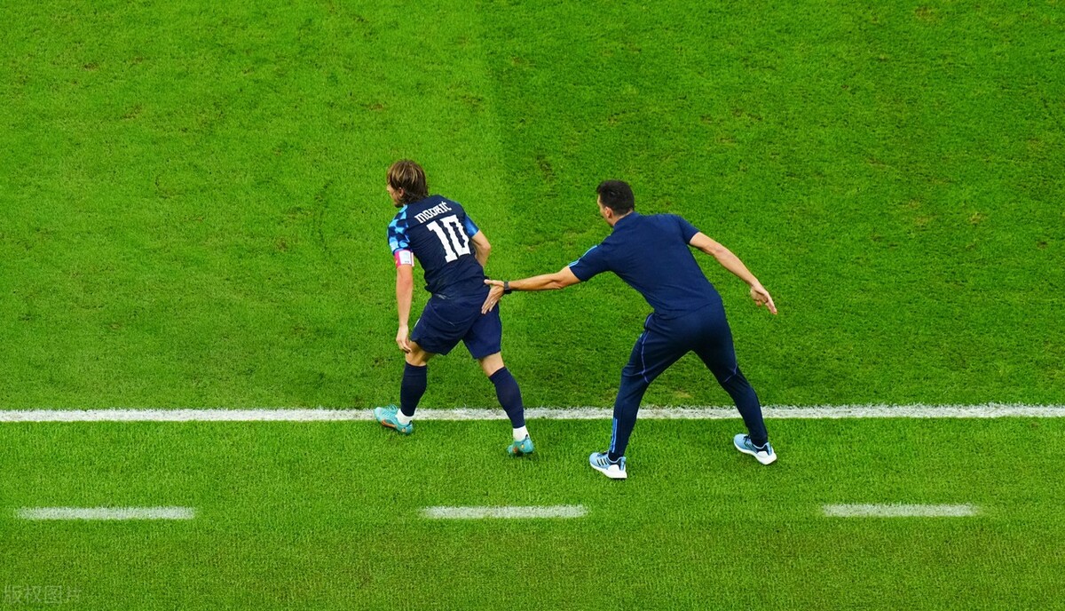 点球规则梅西,英国名宿谈梅西