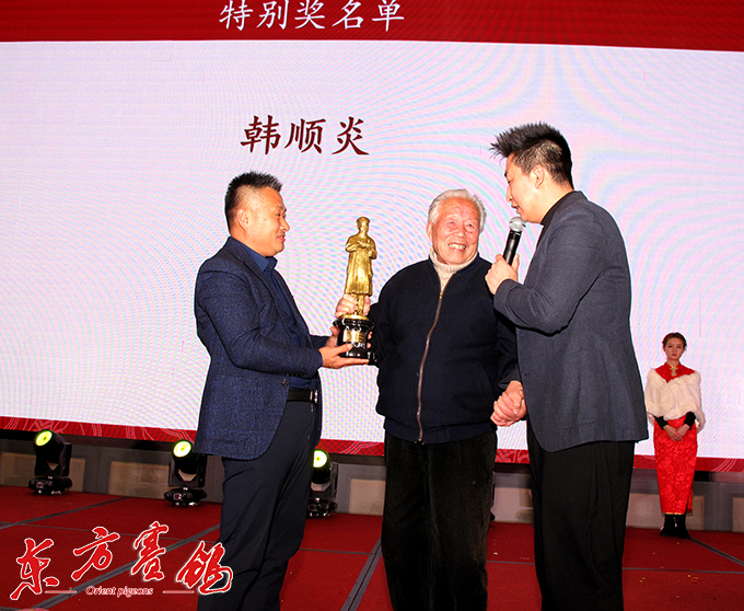 为赛鸽早生华发写春秋——江苏爱翔公棚董事长李伦十一载心系赛鸽情