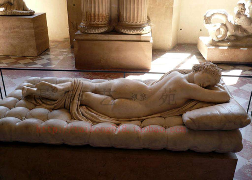 辞职后的试睡员美女：这工作并不是想象中那么容易！原因让人意外