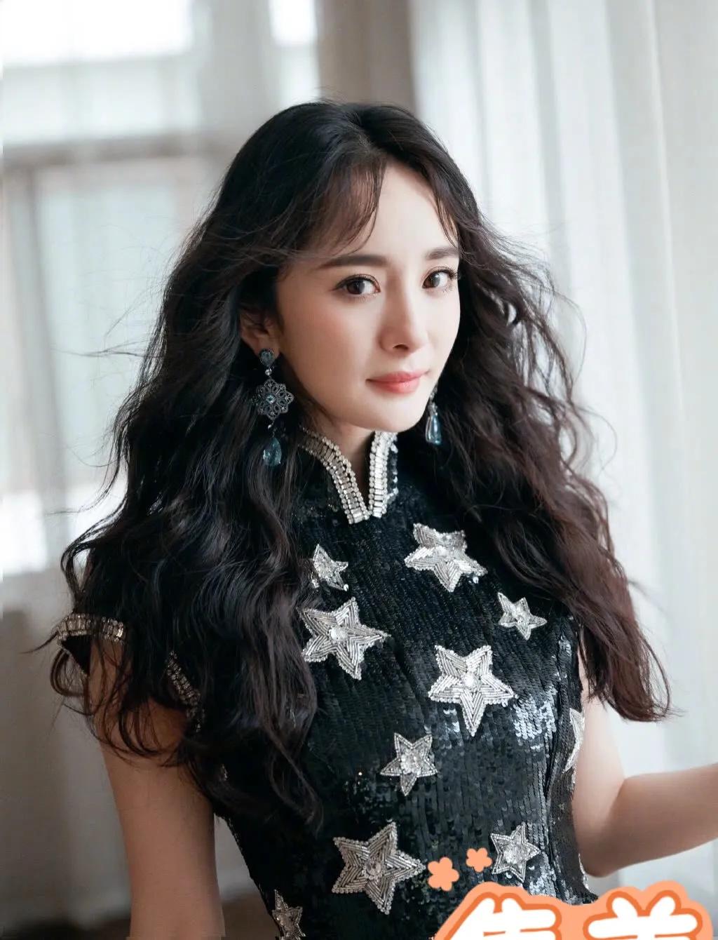 明星旗袍惊艳粉丝，杨幂性感，刘亦菲绝美，最后一人让人眼前一亮