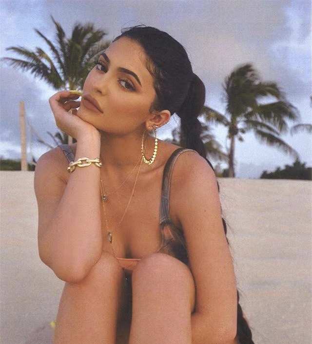 到底谁是卡戴珊家族中最富的女人,卡戴珊家族5个姐妹排名