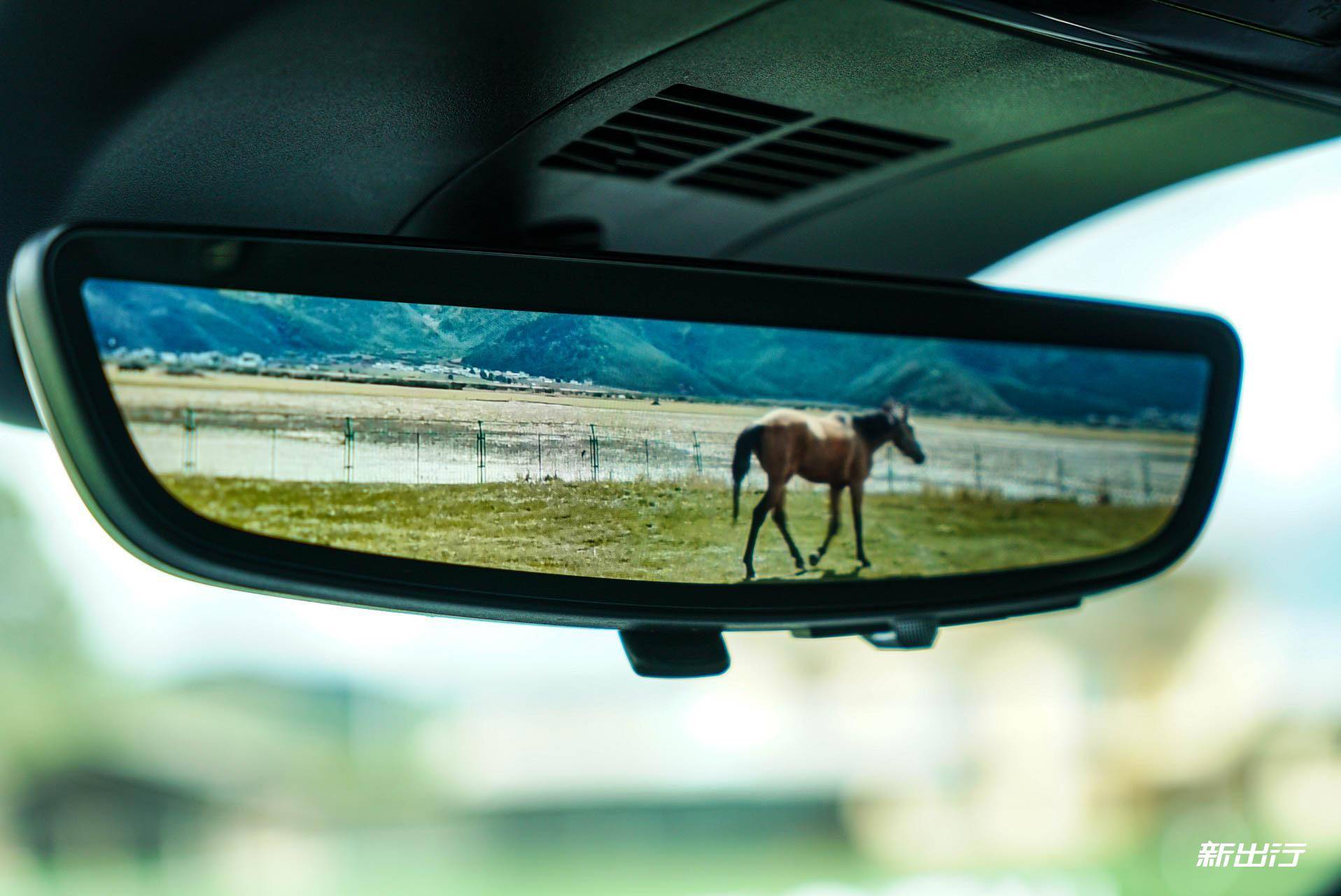 跨山越水原唱完整版,跨山越水