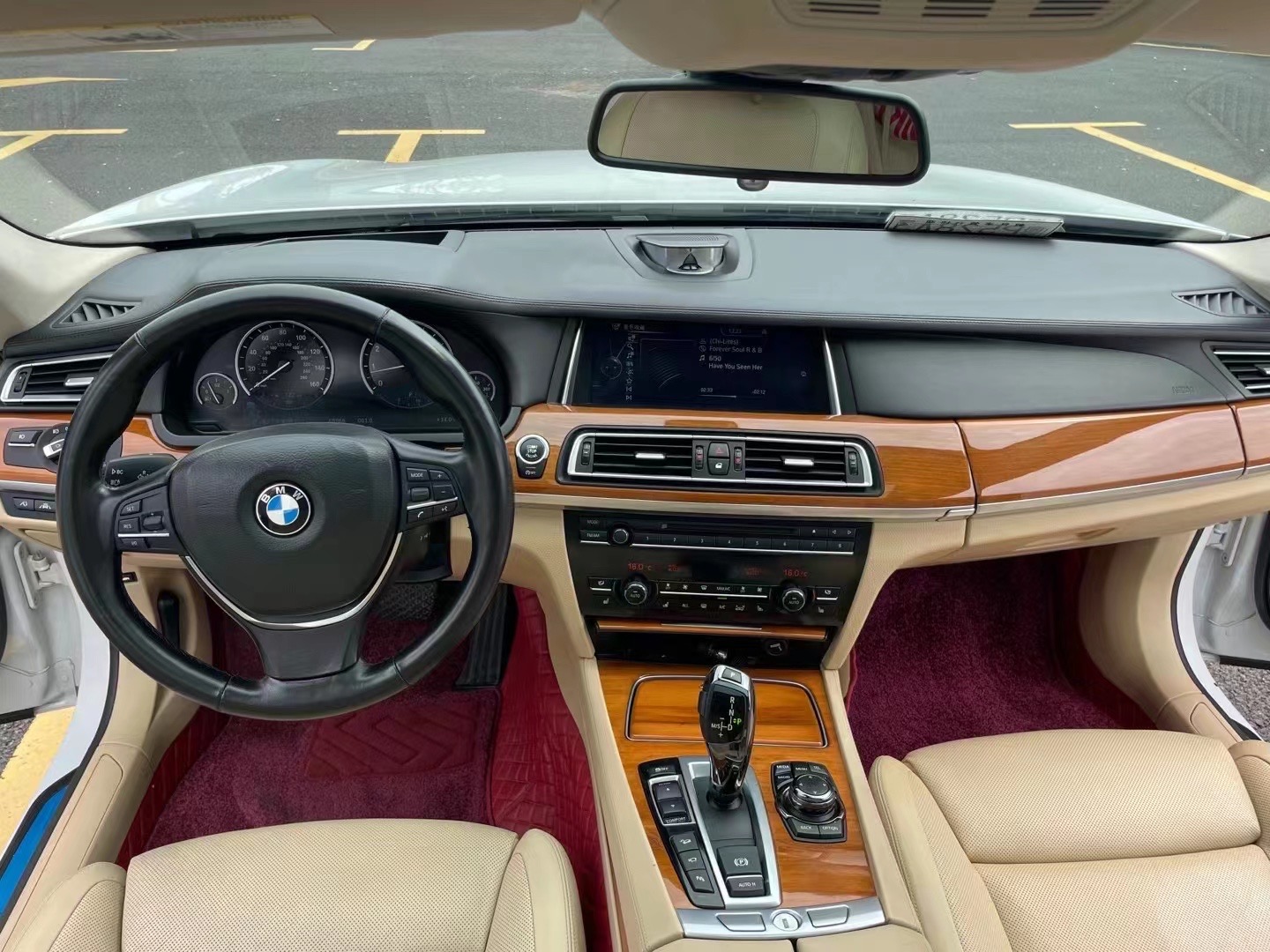 曾经百万宝马7系，如今一折都没人要，网友:烧机油