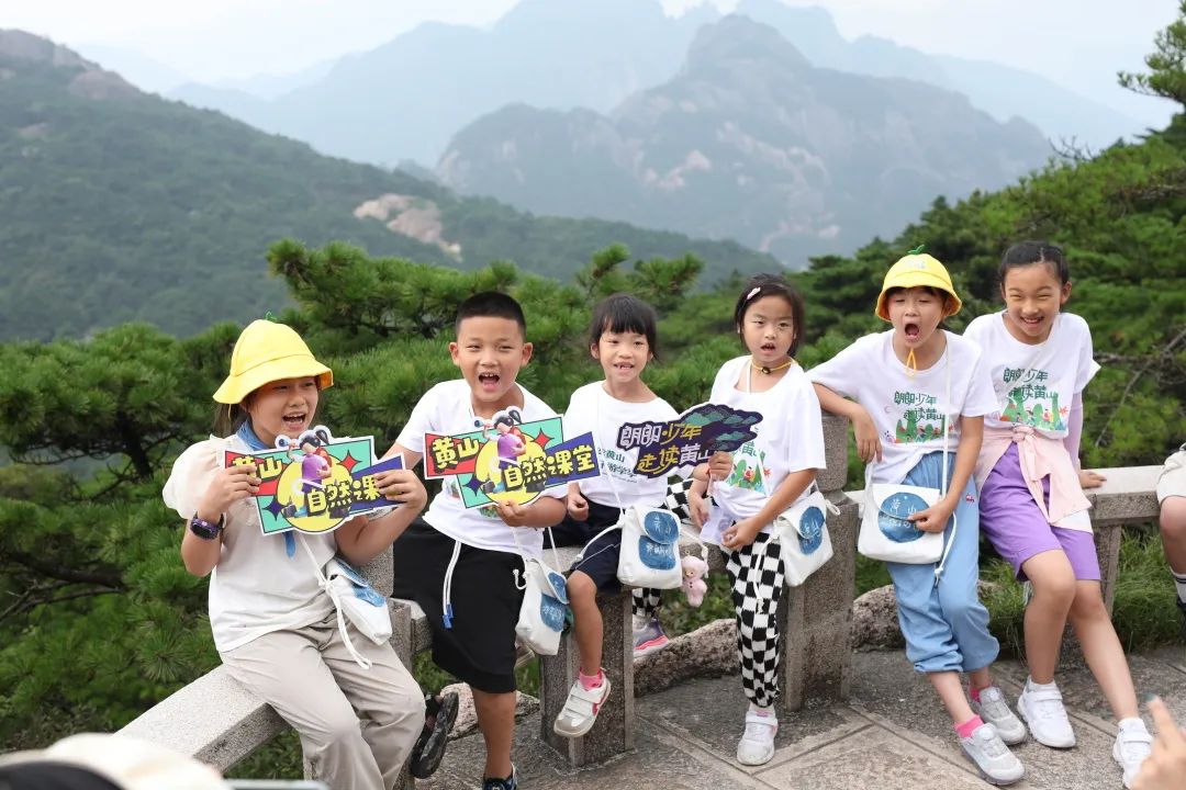 登山观日出云海,黄山观云朗诵合拍