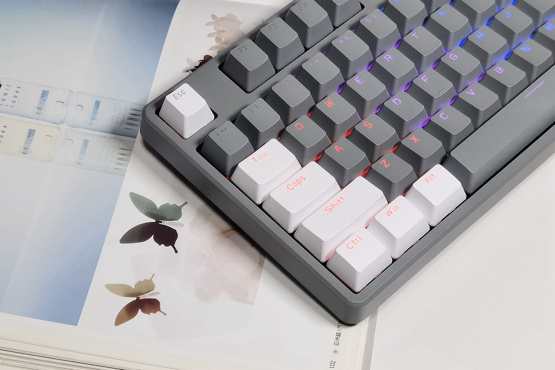 黑爵104键机械键盘,pbt键帽食品级