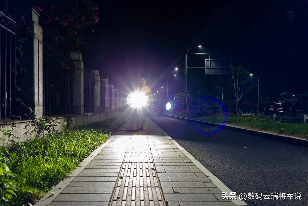 户外照明强光手电推荐,50000流明强光手电筒推荐