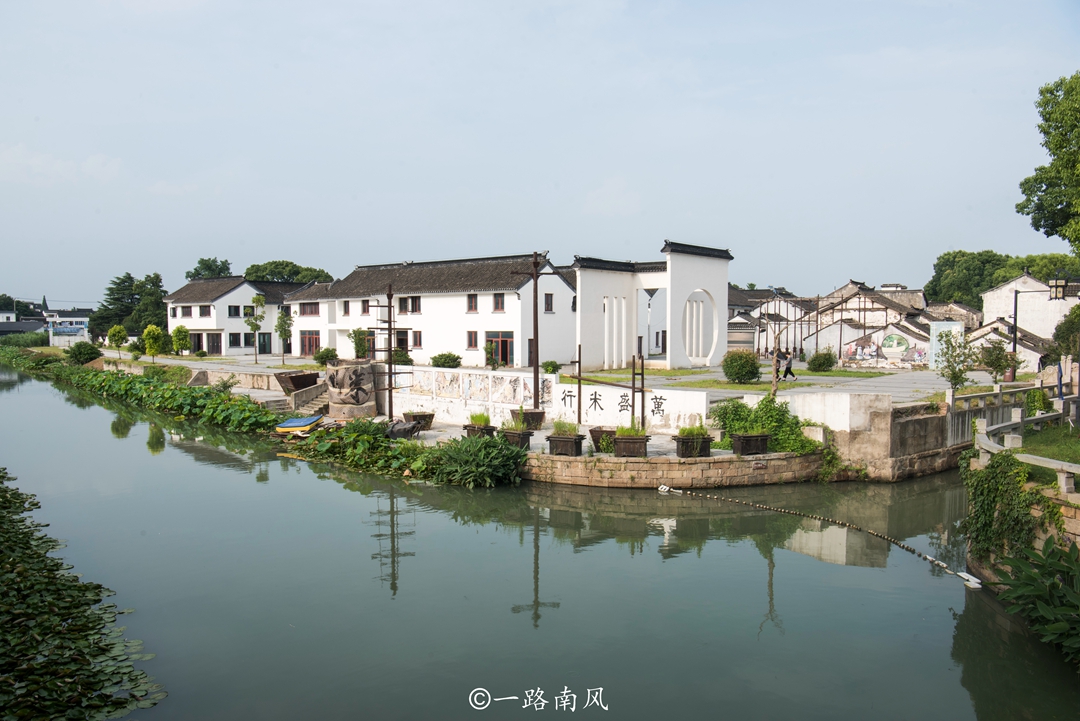 苏州甪直古镇开放了吗,苏州甪直古镇和周庄古镇哪个好玩