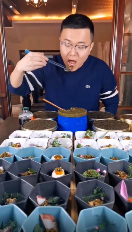 稻草放毒抖音直播,稻草放毒直播翻车