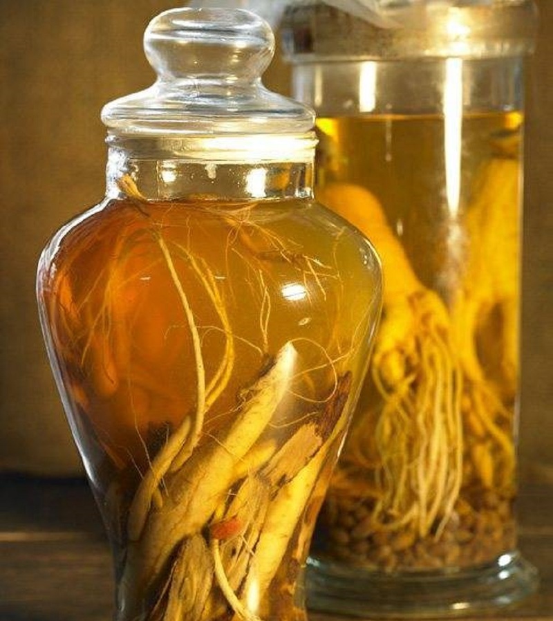 剧毒蛇泡酒,五步蛇泡酒喝吐血