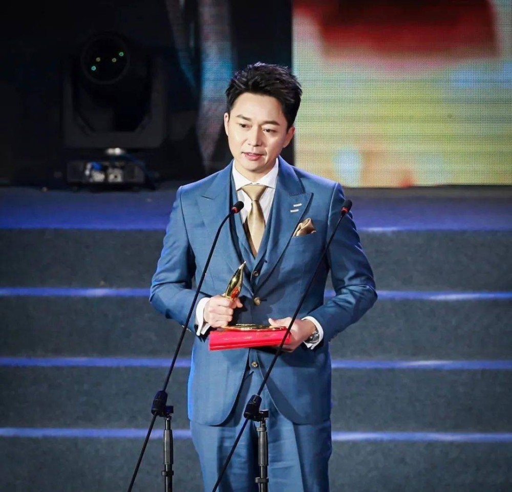 刘奕君出演了30年的配角大器晚成,45岁演员刘奕君现状