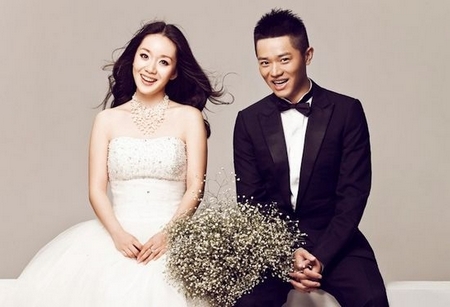 凤凰传奇24年前的约定五五分账,凤凰传奇凭什么五五分账